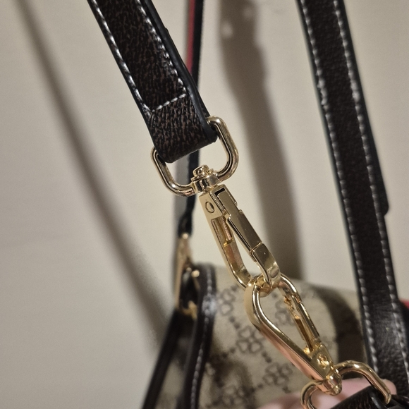 Source Unknown Beige Crossbody Bag with Green & Red Stripe - Picture 7 of 10